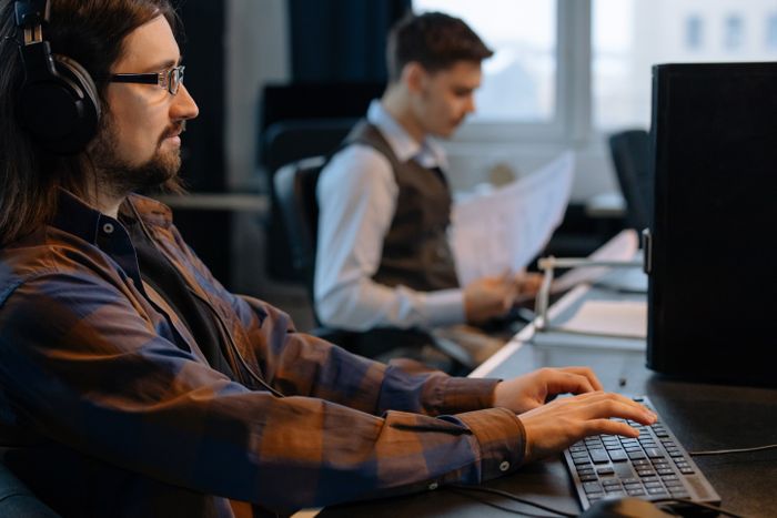 An accountant working inside a finance team